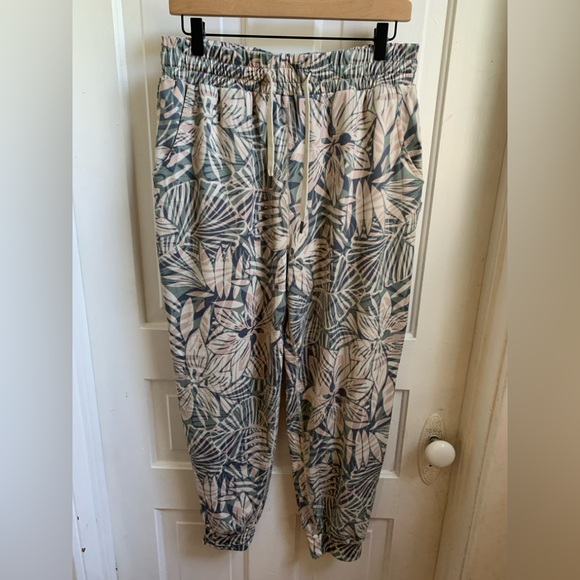 feat Pants - Feat Clothing Tropical Print Joggers Large